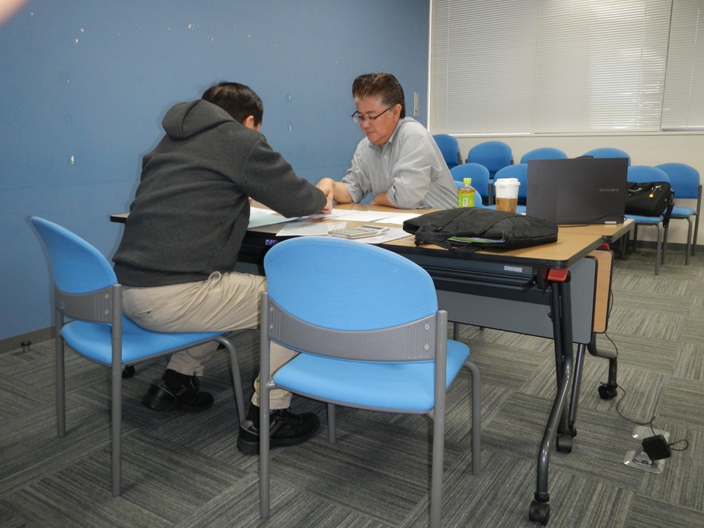 ＮＰＯ育成支援の一環で、ＮＰＯ市民活動なんでも相談会を県内各地で開催しています。誰に聞けば良いのか解らない事を的確にアドバイスします。